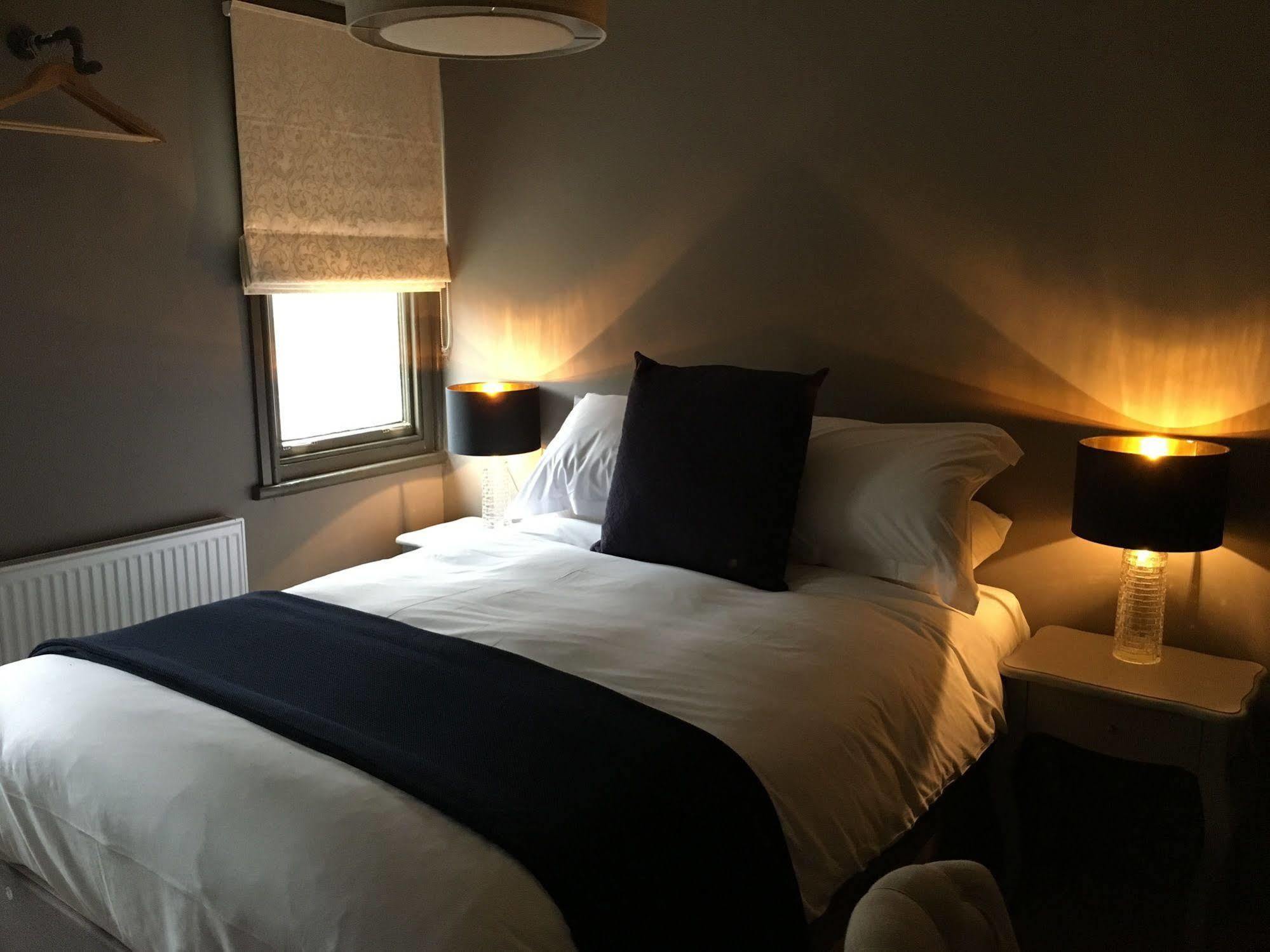 Hotel The Lion - Pub & Restaurant Wimborne Minster